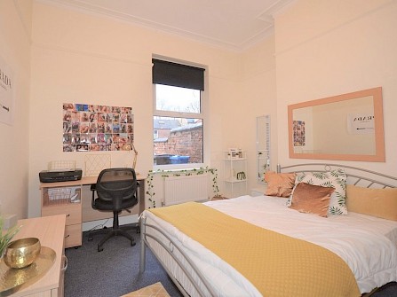 15, Holberry Close, Broomhall, Sheffield S10 2FQ -