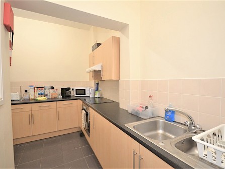 18A, Holberry Gardens, Broomhall, Sheffield S10 2FR -