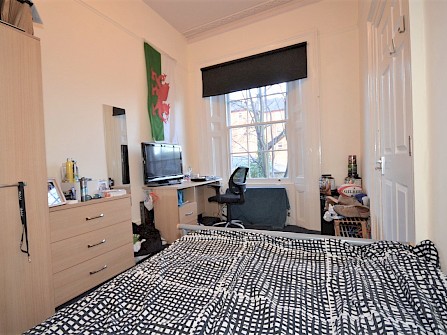 2, Peel Terrace, Broomhall, Sheffield S10 2GU -