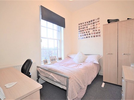 2, Peel Terrace, Broomhall, Sheffield S10 2GU -