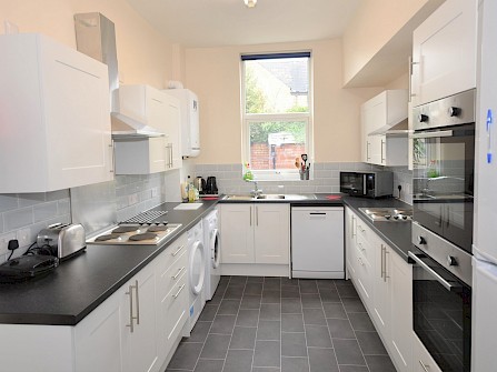 13, Parkers Road, Broomhill, Sheffield S10 1BN -