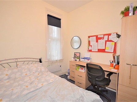 43, Commonside, Crookes, Sheffield S10 1GD -