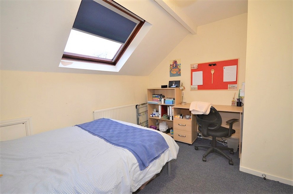 gallery image 43-commonside-bedroom-5.jpg