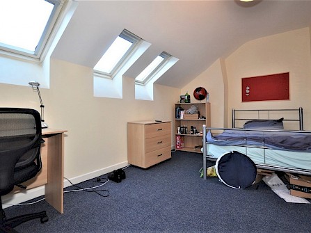 451, Glossop Road, BroomhIll, Sheffield S10 2PT -